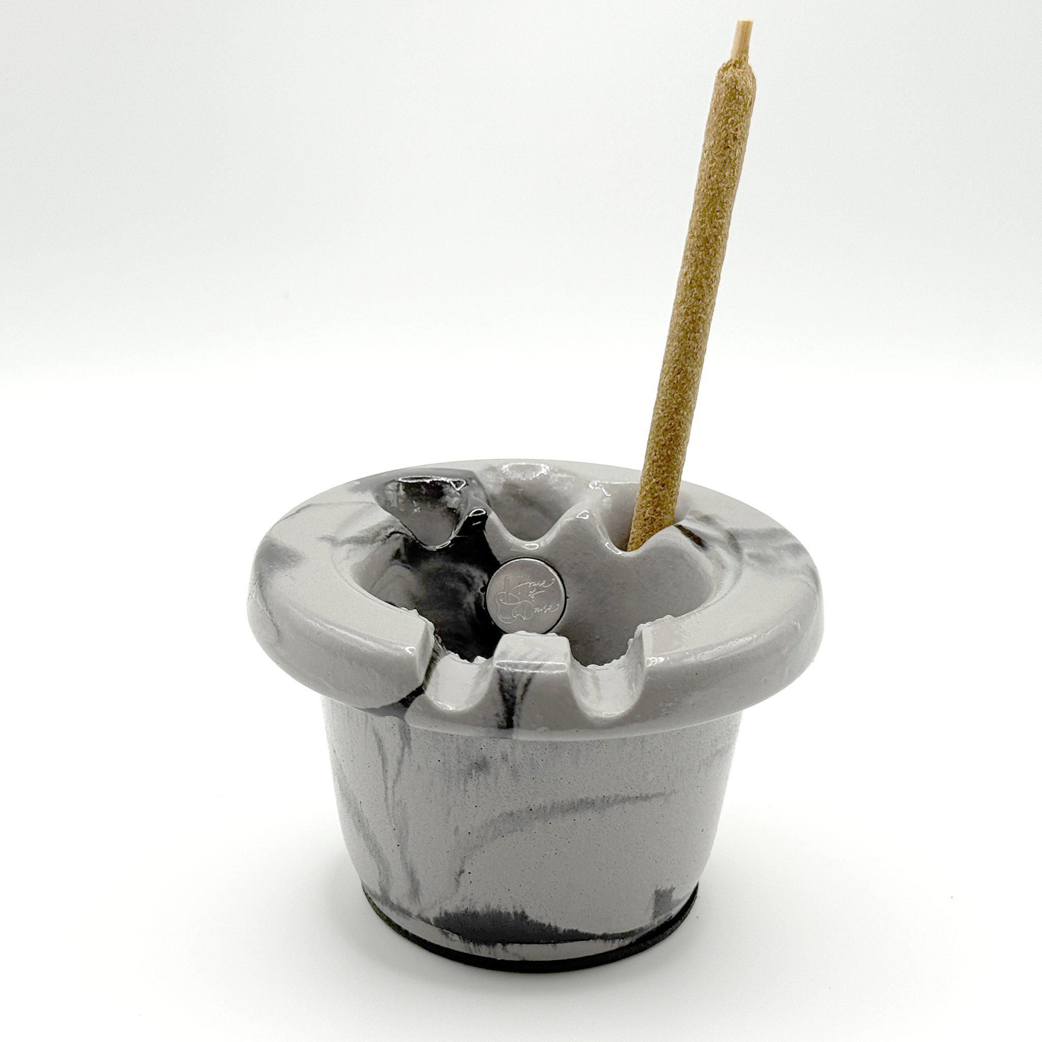 Ash Canna Caddy Douser - Ashtray Reimagined