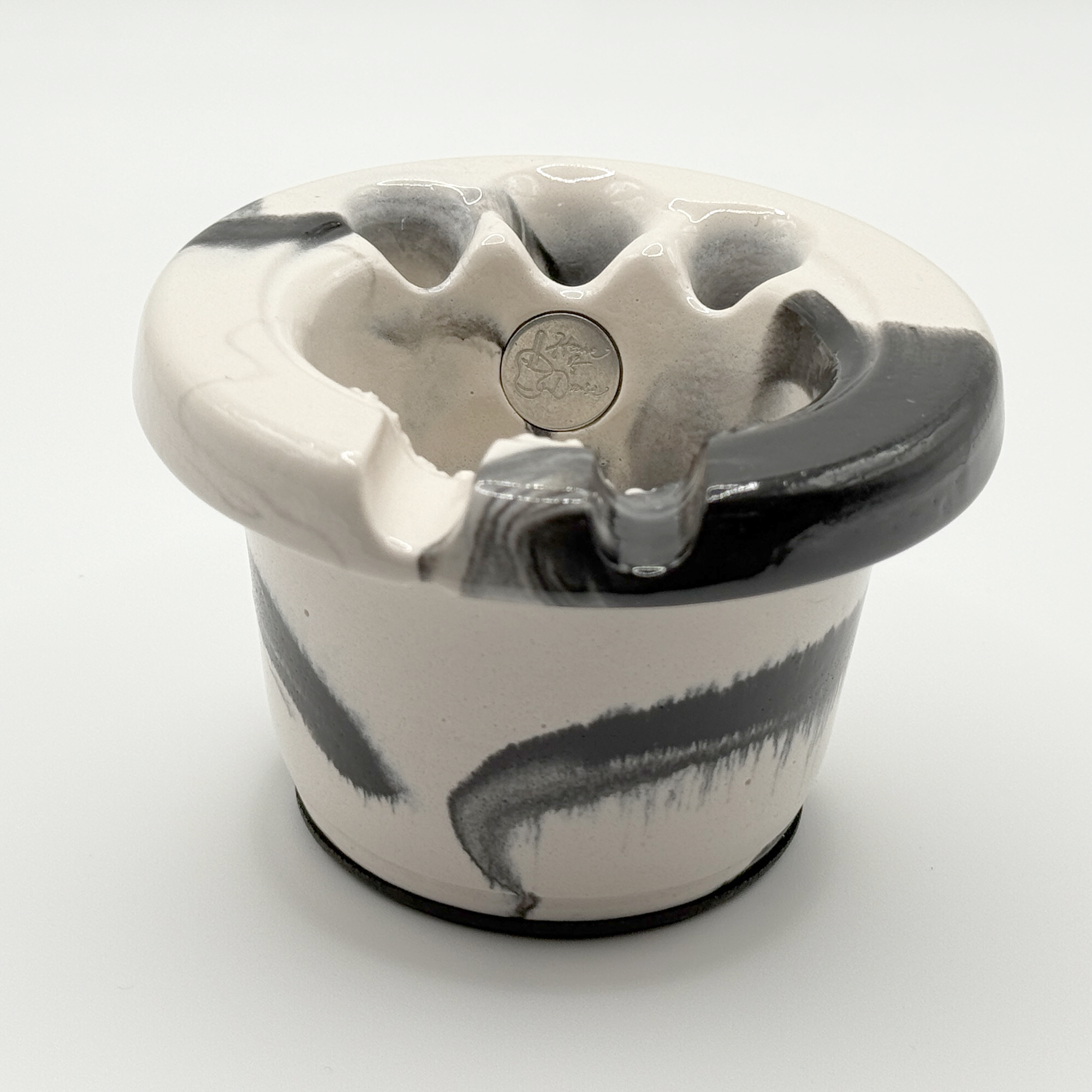 Snow Canna Caddy Douser - Ashtray Reimagined