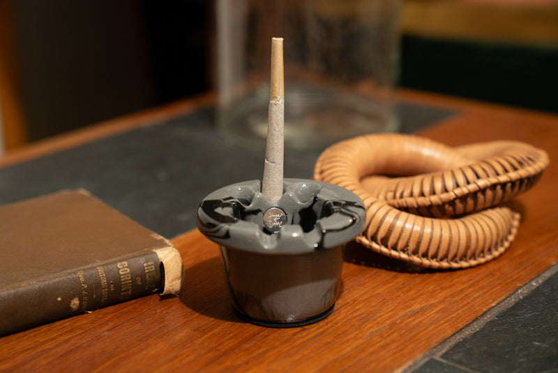 Ash Canna Caddy Douser - Ashtray Reimagined