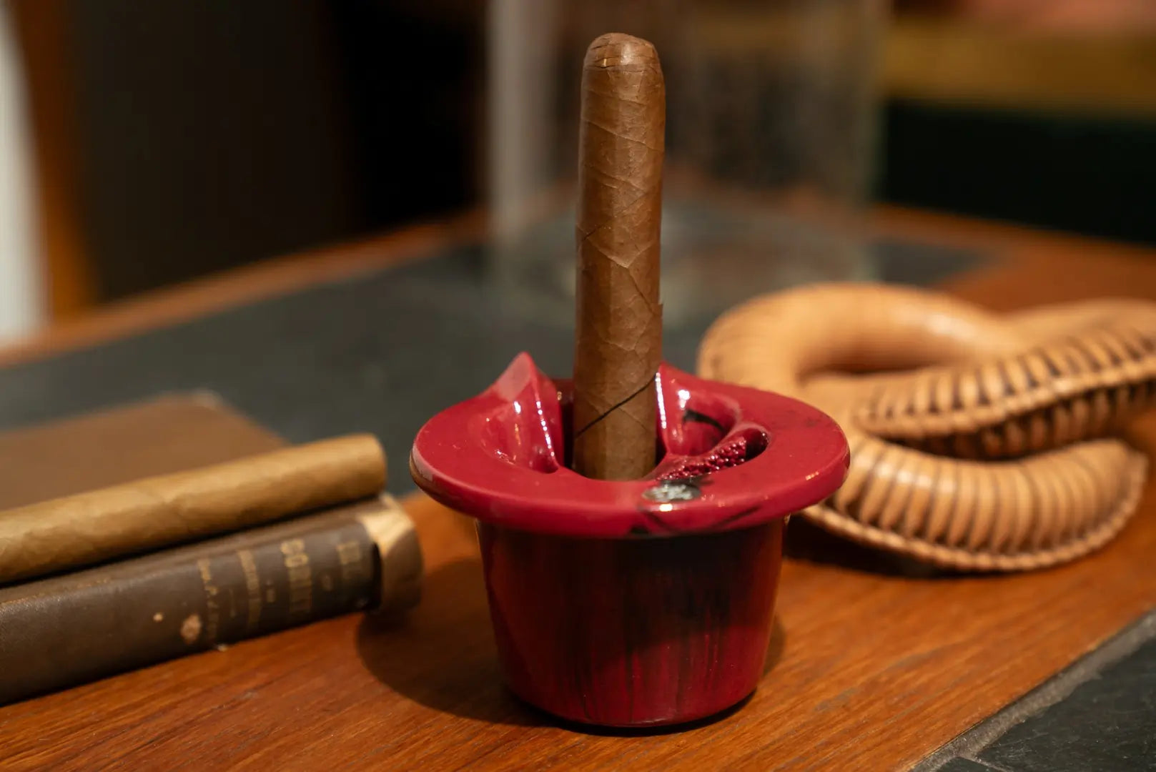 Oxblood Cigar Caddy - Ashtray Reimagined